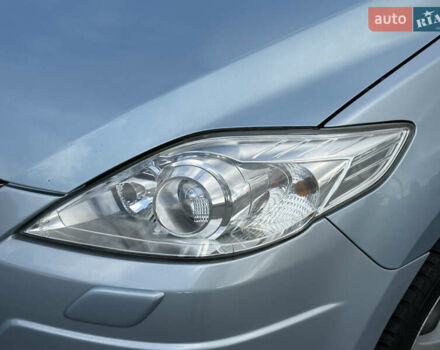 Синий Мазда 5, объемом двигателя 2 л и пробегом 217 тыс. км за 5950 $, фото 12 на Automoto.ua