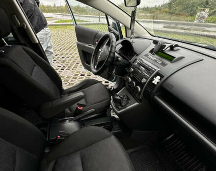 Синий Мазда 5, объемом двигателя 2 л и пробегом 214 тыс. км за 6200 $, фото 5 на Automoto.ua
