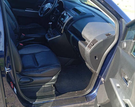Синий Мазда 5, объемом двигателя 2 л и пробегом 291 тыс. км за 6800 $, фото 5 на Automoto.ua
