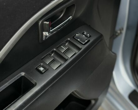 Синий Мазда 5, объемом двигателя 1.6 л и пробегом 221 тыс. км за 9300 $, фото 12 на Automoto.ua