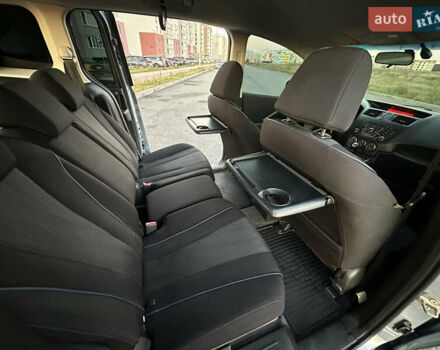 Синий Мазда 5, объемом двигателя 2 л и пробегом 140 тыс. км за 7999 $, фото 32 на Automoto.ua