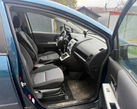 Зелений Мазда 5, об'ємом двигуна 2 л та пробігом 263 тис. км за 2000 $, фото 5 на Automoto.ua