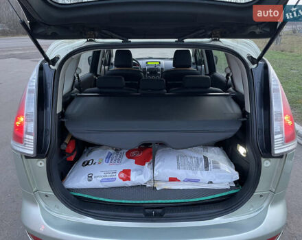 Зелений Мазда 5, об'ємом двигуна 2 л та пробігом 280 тис. км за 6000 $, фото 30 на Automoto.ua