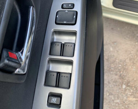 Зелений Мазда 5, об'ємом двигуна 2 л та пробігом 295 тис. км за 6400 $, фото 8 на Automoto.ua
