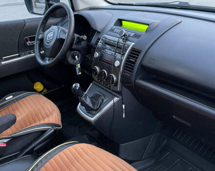 Зелений Мазда 5, об'ємом двигуна 2 л та пробігом 280 тис. км за 6000 $, фото 13 на Automoto.ua