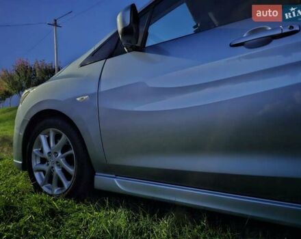 Зеленый Мазда 5, объемом двигателя 1.6 л и пробегом 186 тыс. км за 8000 $, фото 13 на Automoto.ua