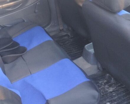 Зелений Мазда 5, об'ємом двигуна 1 л та пробігом 236 тис. км за 1500 $, фото 4 на Automoto.ua