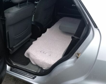 Белый Мазда 6, объемом двигателя 5 л и пробегом 2 тыс. км за 700 $, фото 5 на Automoto.ua