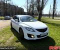 Белый Мазда 6, объемом двигателя 2 л и пробегом 300 тыс. км за 6350 $, фото 1 на Automoto.ua