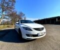 Белый Мазда 6, объемом двигателя 2 л и пробегом 240 тыс. км за 7200 $, фото 1 на Automoto.ua