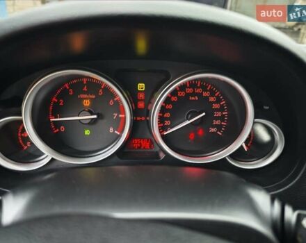 Белый Мазда 6, объемом двигателя 2 л и пробегом 195 тыс. км за 7600 $, фото 27 на Automoto.ua