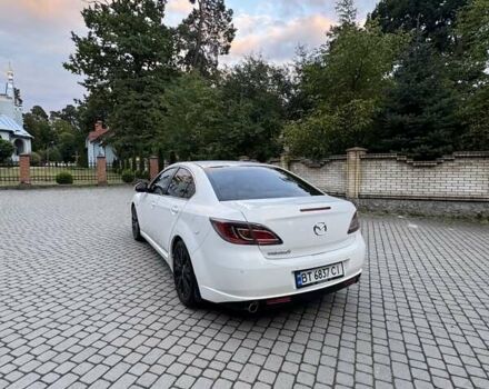 Белый Мазда 6, объемом двигателя 2 л и пробегом 165 тыс. км за 8000 $, фото 3 на Automoto.ua