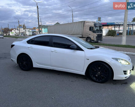 Білий Мазда 6, об'ємом двигуна 2 л та пробігом 266 тис. км за 6600 $, фото 3 на Automoto.ua