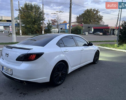 Білий Мазда 6, об'ємом двигуна 2 л та пробігом 266 тис. км за 6600 $, фото 5 на Automoto.ua