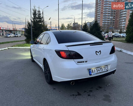 Білий Мазда 6, об'ємом двигуна 2 л та пробігом 266 тис. км за 6600 $, фото 10 на Automoto.ua