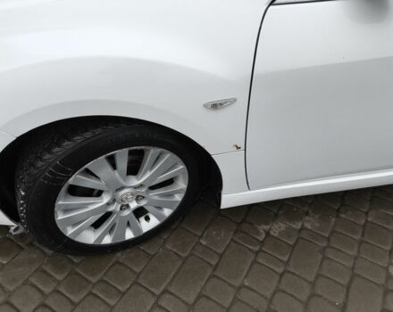 Білий Мазда 6, об'ємом двигуна 2 л та пробігом 185 тис. км за 7200 $, фото 14 на Automoto.ua
