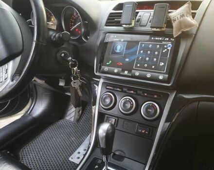 Білий Мазда 6, об'ємом двигуна 2 л та пробігом 195 тис. км за 8650 $, фото 7 на Automoto.ua