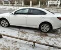 Белый Мазда 6, объемом двигателя 2 л и пробегом 174 тыс. км за 8900 $, фото 1 на Automoto.ua