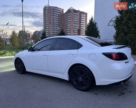 Білий Мазда 6, об'ємом двигуна 2 л та пробігом 266 тис. км за 6600 $, фото 13 на Automoto.ua