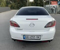 Белый Мазда 6, объемом двигателя 2 л и пробегом 255 тыс. км за 7500 $, фото 4 на Automoto.ua