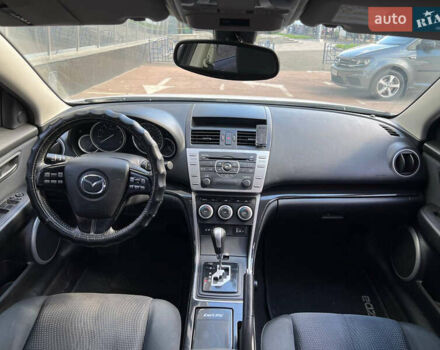Белый Мазда 6, объемом двигателя 2 л и пробегом 255 тыс. км за 6900 $, фото 12 на Automoto.ua