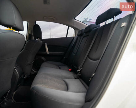 Білий Мазда 6, об'ємом двигуна 2 л та пробігом 197 тис. км за 7999 $, фото 26 на Automoto.ua