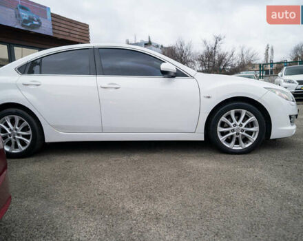 Білий Мазда 6, об'ємом двигуна 2 л та пробігом 197 тис. км за 7999 $, фото 4 на Automoto.ua