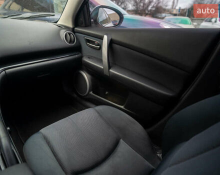 Білий Мазда 6, об'ємом двигуна 2 л та пробігом 197 тис. км за 7999 $, фото 19 на Automoto.ua