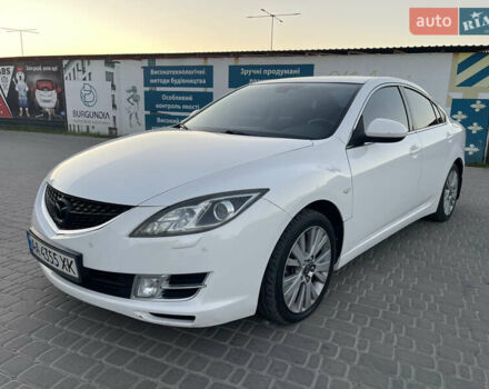 Белый Мазда 6, объемом двигателя 2 л и пробегом 255 тыс. км за 7500 $, фото 2 на Automoto.ua