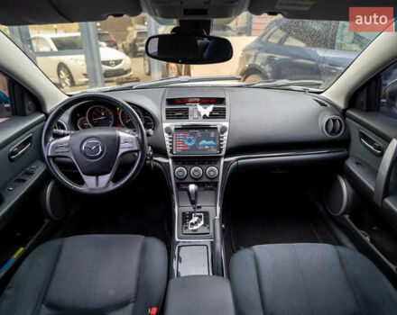 Білий Мазда 6, об'ємом двигуна 2 л та пробігом 197 тис. км за 7999 $, фото 20 на Automoto.ua