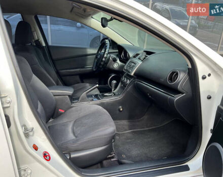Белый Мазда 6, объемом двигателя 2 л и пробегом 255 тыс. км за 6900 $, фото 15 на Automoto.ua
