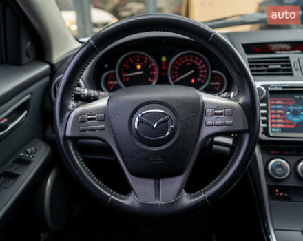 Білий Мазда 6, об'ємом двигуна 2 л та пробігом 197 тис. км за 7999 $, фото 23 на Automoto.ua