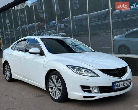 Белый Мазда 6, объемом двигателя 2 л и пробегом 255 тыс. км за 6900 $, фото 1 на Automoto.ua