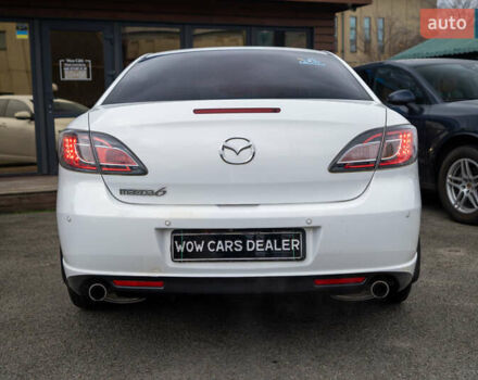Білий Мазда 6, об'ємом двигуна 2 л та пробігом 197 тис. км за 7999 $, фото 9 на Automoto.ua