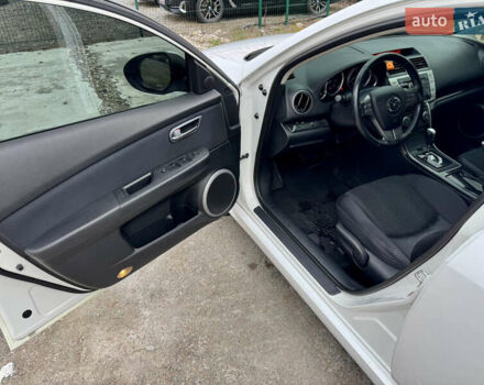 Білий Мазда 6, об'ємом двигуна 2 л та пробігом 182 тис. км за 7500 $, фото 21 на Automoto.ua