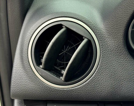 Білий Мазда 6, об'ємом двигуна 2 л та пробігом 182 тис. км за 7500 $, фото 26 на Automoto.ua