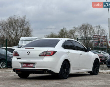 Білий Мазда 6, об'ємом двигуна 2 л та пробігом 182 тис. км за 7500 $, фото 5 на Automoto.ua