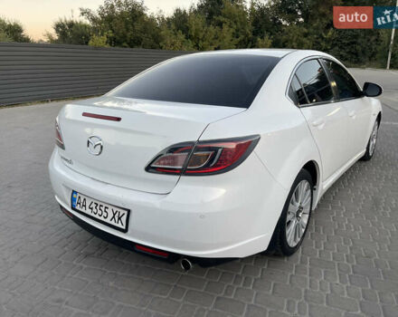 Белый Мазда 6, объемом двигателя 2 л и пробегом 255 тыс. км за 7500 $, фото 3 на Automoto.ua