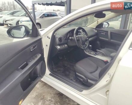 Белый Мазда 6, объемом двигателя 2 л и пробегом 234 тыс. км за 8499 $, фото 17 на Automoto.ua