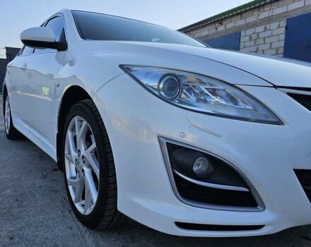 Мазда 6 2011 в Макарове на Automoto.ua Белый Мазда 6, объемом двигателя 2.49 л и пробегом 298 тыс. км за 7500 $, фото 1 на Automoto.ua
