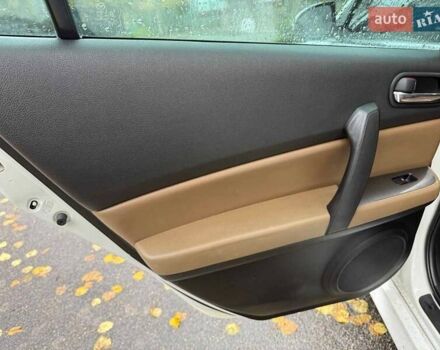 Мазда 6 2011 у Києві на Automoto.ua Білий Мазда 6, об'ємом двигуна 2.5 л та пробігом 290 тис. км за 9290 $, фото 16 на Automoto.ua