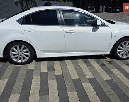 Білий Мазда 6, об'ємом двигуна 2 л та пробігом 170 тис. км за 8000 $, фото 5 на Automoto.ua