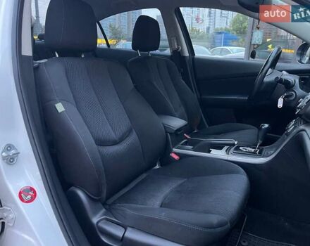 Белый Мазда 6, объемом двигателя 2 л и пробегом 124 тыс. км за 10990 $, фото 10 на Automoto.ua
