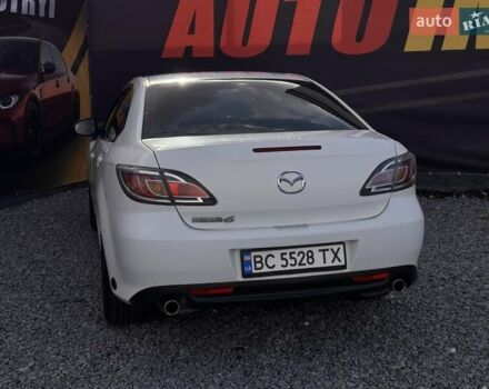 Белый Мазда 6, объемом двигателя 2 л и пробегом 345 тыс. км за 5100 $, фото 4 на Automoto.ua