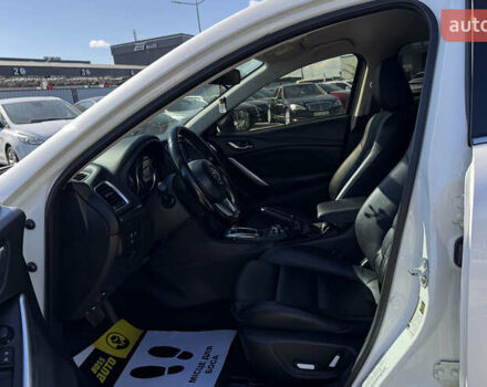 Білий Мазда 6, об'ємом двигуна 2.49 л та пробігом 290 тис. км за 9800 $, фото 18 на Automoto.ua