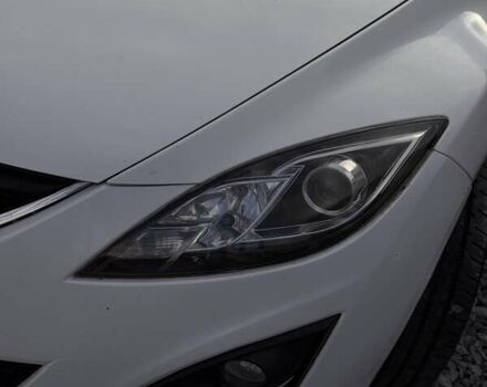 Белый Мазда 6, объемом двигателя 2 л и пробегом 345 тыс. км за 5100 $, фото 7 на Automoto.ua