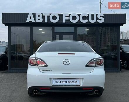 Белый Мазда 6, объемом двигателя 2 л и пробегом 124 тыс. км за 10990 $, фото 5 на Automoto.ua