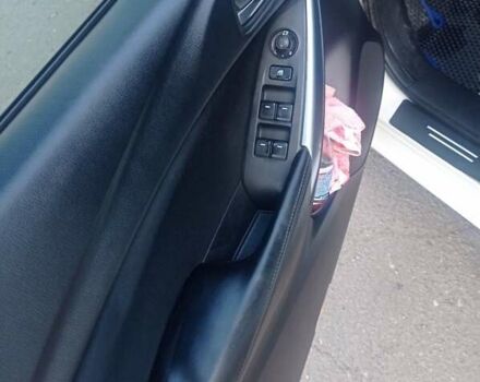 Мазда 6 2012 в Могилев-Подольском на Automoto.ua Белый Мазда 6, объемом двигателя 2.49 л и пробегом 311 тыс. км за 10800 $, фото 2 на Automoto.ua