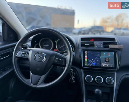 Белый Мазда 6, объемом двигателя 2.49 л и пробегом 188 тыс. км за 9100 $, фото 10 на Automoto.ua