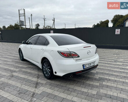 Белый Мазда 6, объемом двигателя 2 л и пробегом 340 тыс. км за 4950 $, фото 6 на Automoto.ua